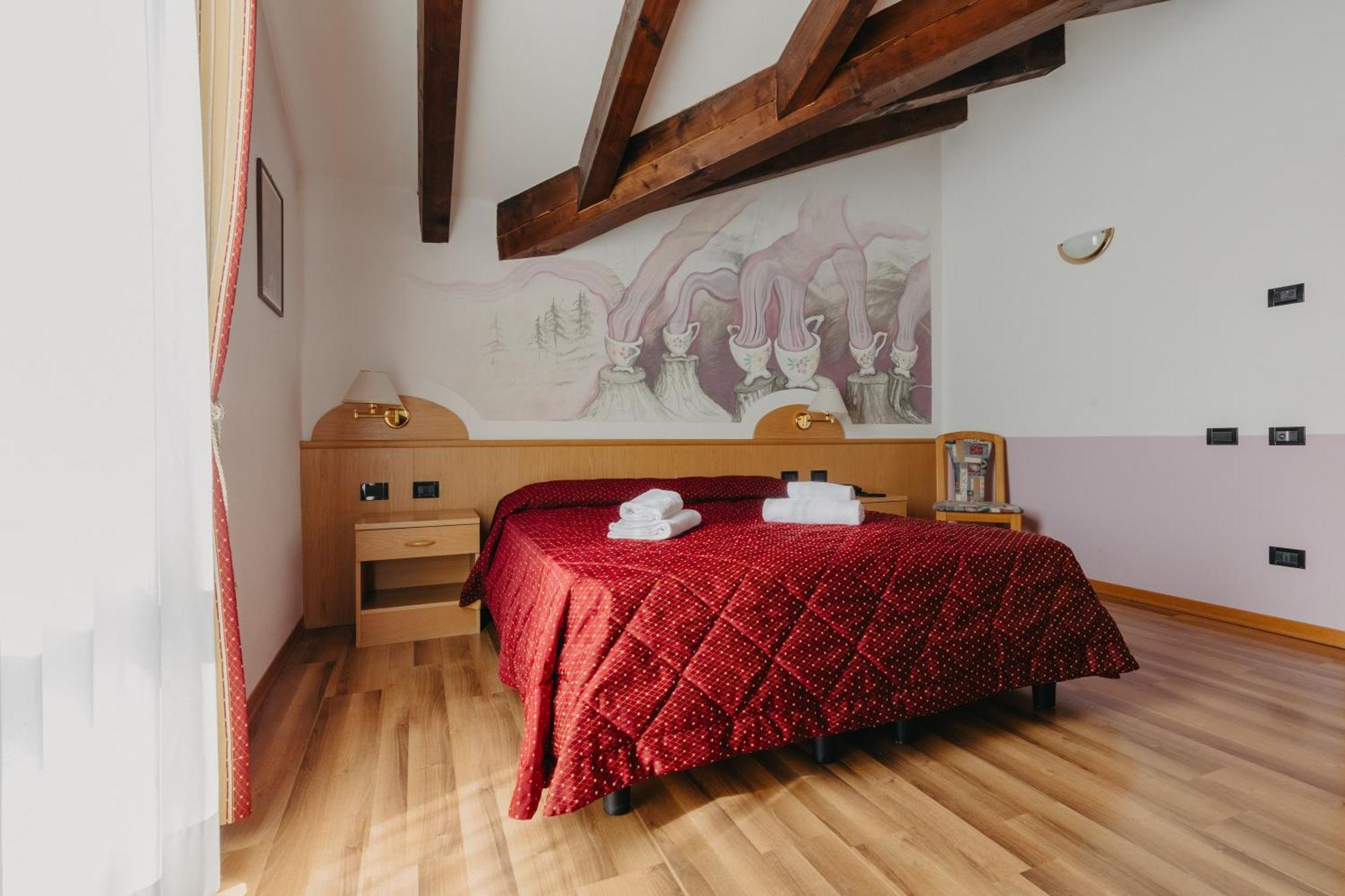Hotel Spera Strigno 外观 照片