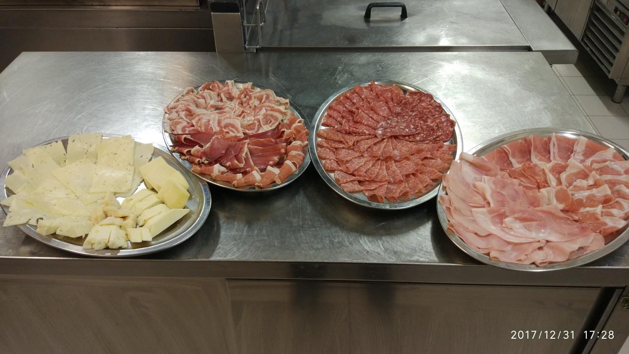 Hotel Spera Strigno 外观 照片